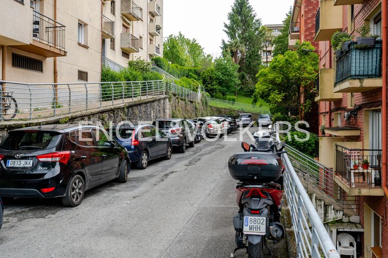 Foto e575645a-abc3-41df-8e28-c2d3140bd7aa. Pis amb calefacció a Antiguo Donostia - San Sebastián