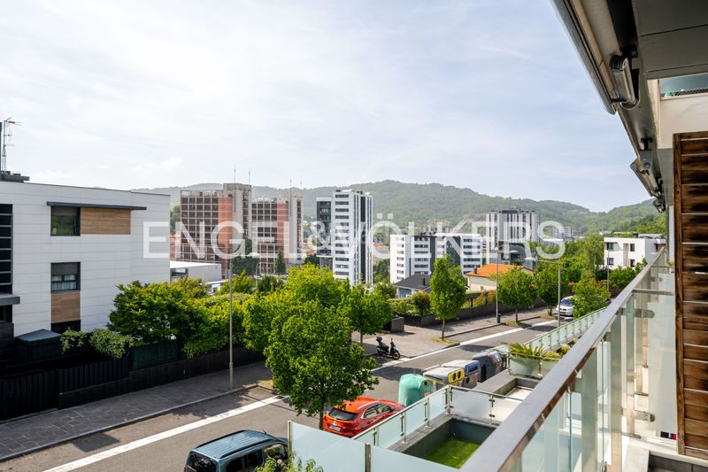 Foto 45643f4b-e0ce-4b16-a4fc-36b6ad7100d4. Pis amb calefacció piscina a Aiete Donostia - San Sebastián