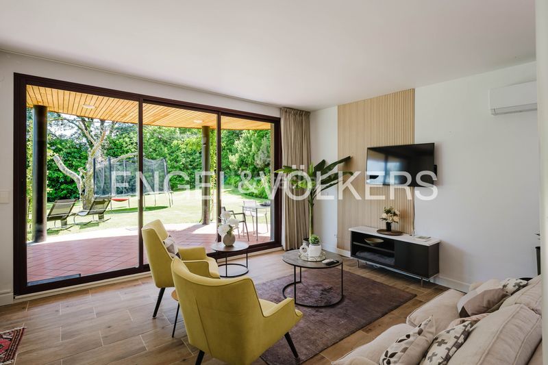 Foto 4da2704d-7884-436e-bfef-cf7786a6a226. Casa amb calefacció aparcament piscina a Hondarribia