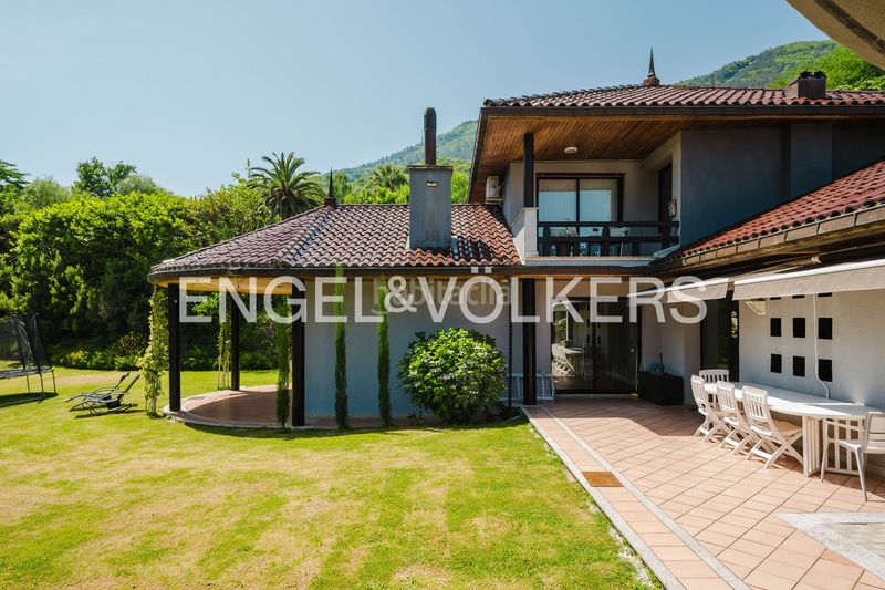 Foto 7c7b5c14-e435-4003-a632-f3e49b85620b. Casa amb calefacció aparcament piscina a Hondarribia