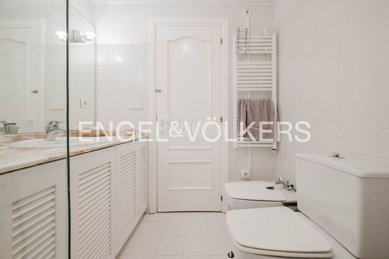Foto d464c1e0-0cff-49bb-9055-0111d5b0ab49. Casa amb calefacció aparcament piscina a Hondarribia