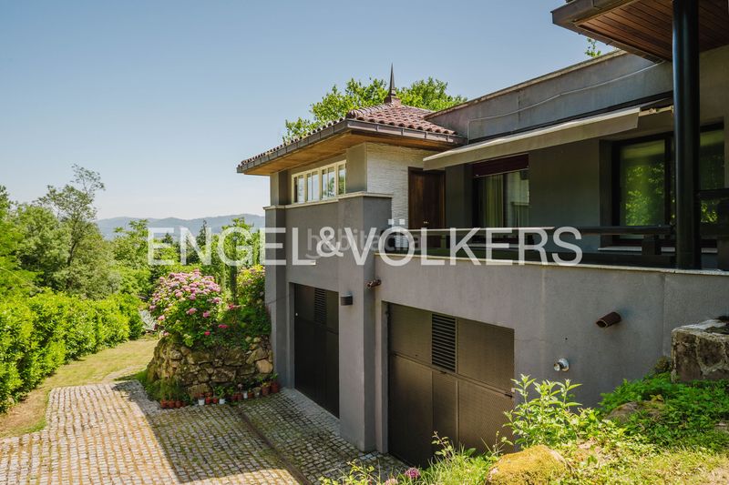 Foto f522bb06-5aed-451a-8998-ede5bde39988. Casa amb calefacció aparcament piscina a Hondarribia
