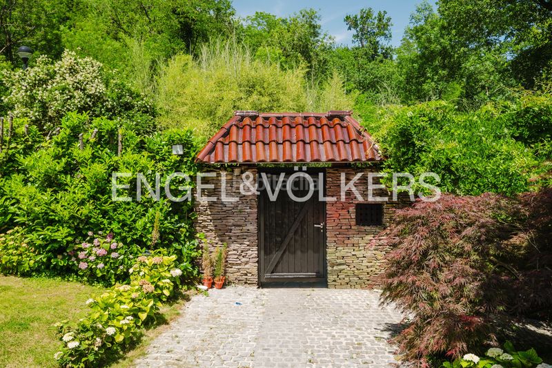 Foto f7b7e841-1bf3-4671-bceb-b5cf2f50013a. Casa amb calefacció aparcament piscina a Hondarribia