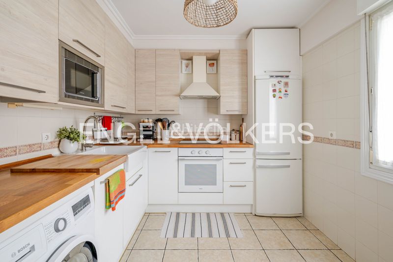 Foto b086041c-44e3-416b-9482-2ce43524a7a8. Duplex avec chauffage dans Urnieta