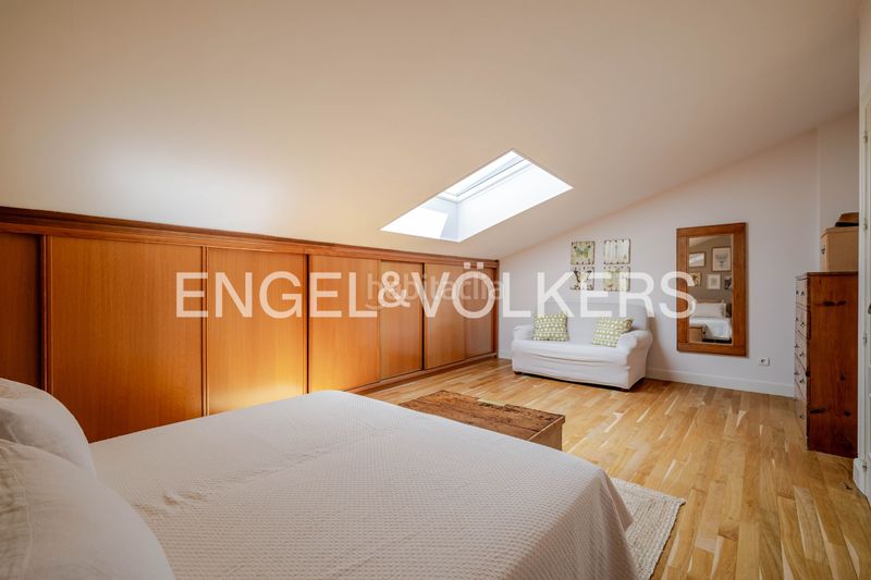 Foto b98088dd-92d4-47d0-b8f0-f38c50a0c8a4. Duplex avec chauffage dans Urnieta