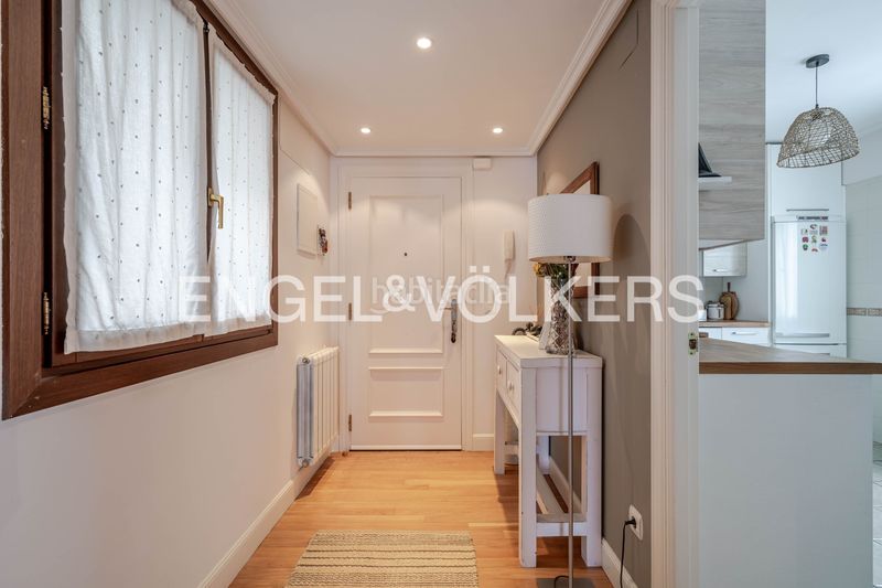 Foto c27bedb8-5d81-41ac-9852-2c1a00b95c01. Duplex avec chauffage dans Urnieta