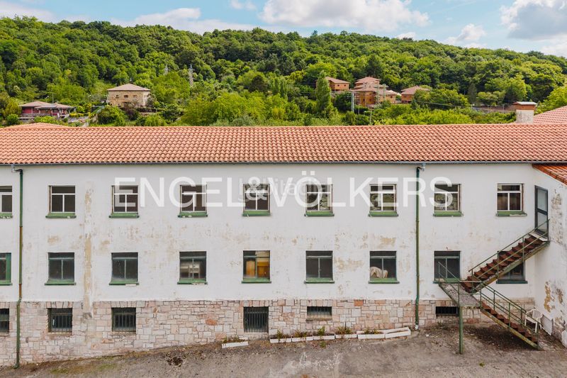 Foto 035dd4de-0d53-4ff3-b990-e2f84261142f. Casa amb calefacció aparcament piscina a Loiola Donostia - San Sebastián