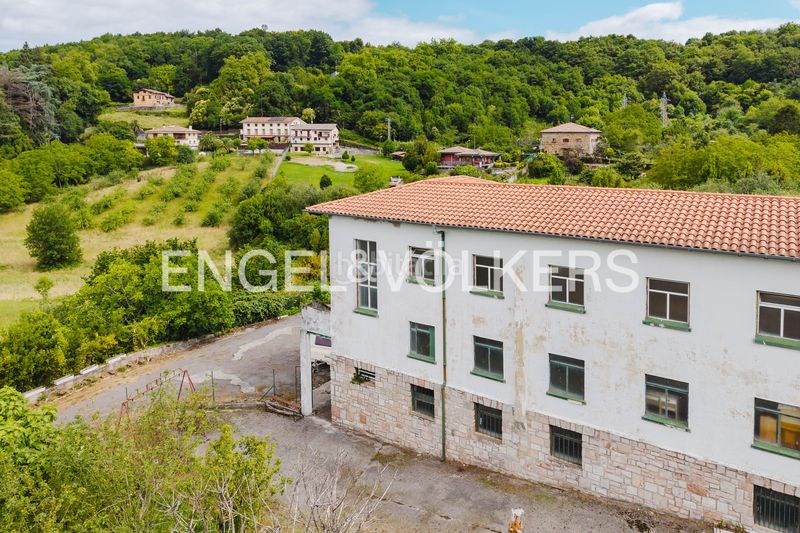 Foto 87419db1-f5b4-4aa8-9ca6-8699cf0f5173. Casa amb calefacció aparcament piscina a Loiola Donostia - San Sebastián