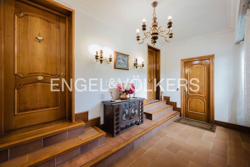 Foto 99d7e907-1333-4707-a300-fbf31c7942eb. Casa amb calefacció aparcament piscina a Loiola Donostia - San Sebastián