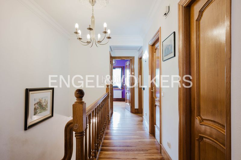 Foto ab8dcd6f-9ded-4de4-b9f0-6bd9fe3b7161. Casa amb calefacció aparcament piscina a Loiola Donostia - San Sebastián