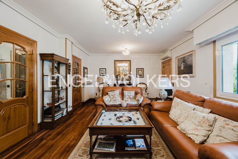 Foto d244be2b-f861-4273-bb81-ee9dcb5b8ae3. Casa amb calefacció aparcament piscina a Loiola Donostia - San Sebastián