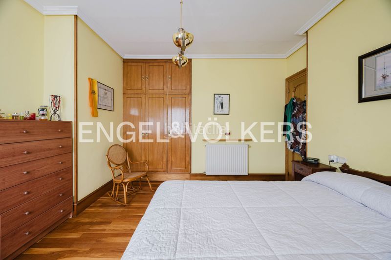 Foto d582d6b0-8e70-4936-8d66-6dc7ba70eea5. Casa amb calefacció aparcament piscina a Loiola Donostia - San Sebastián