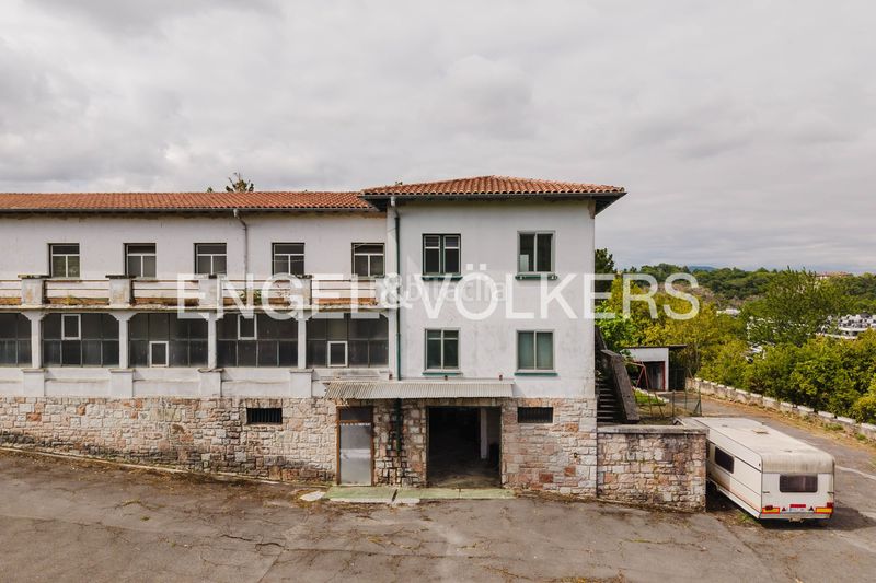 Foto dc56d14c-f3c8-4319-8075-0a32e27c92fe. Casa amb calefacció aparcament piscina a Loiola Donostia - San Sebastián