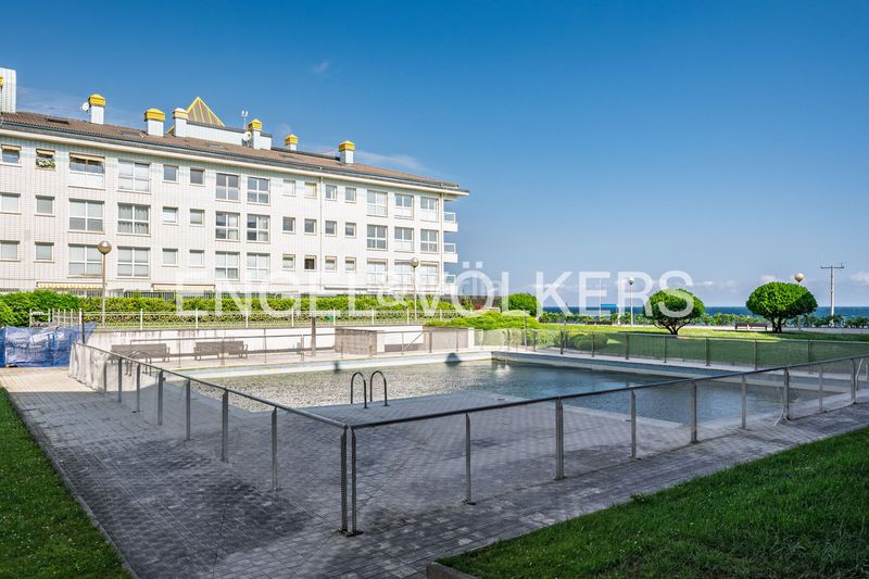 Foto 7a5c0e27-c051-4653-a713-7b6b53b991fd. Pis amb calefacció aparcament piscina a Zarautz