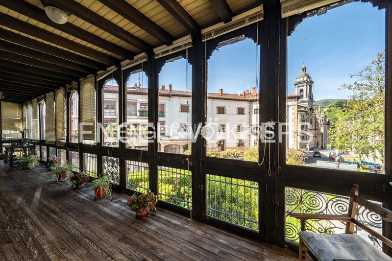 Foto 03e28725-5861-490e-a6a0-613553516494. Casa amb calefacció aparcament a Oñati