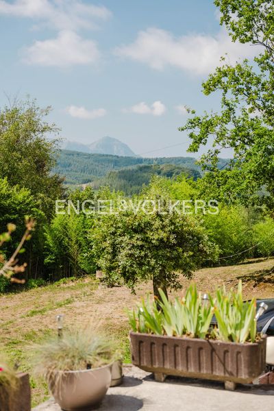 Foto dfb8f142-b551-47df-936e-cc22d506f8d6. Casa amb calefacció aparcament piscina a Berastegi