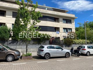 Miete Etagenwohnung  Manuel vázquez montalbán kalea. Alquiler en manuel vazquez montalban