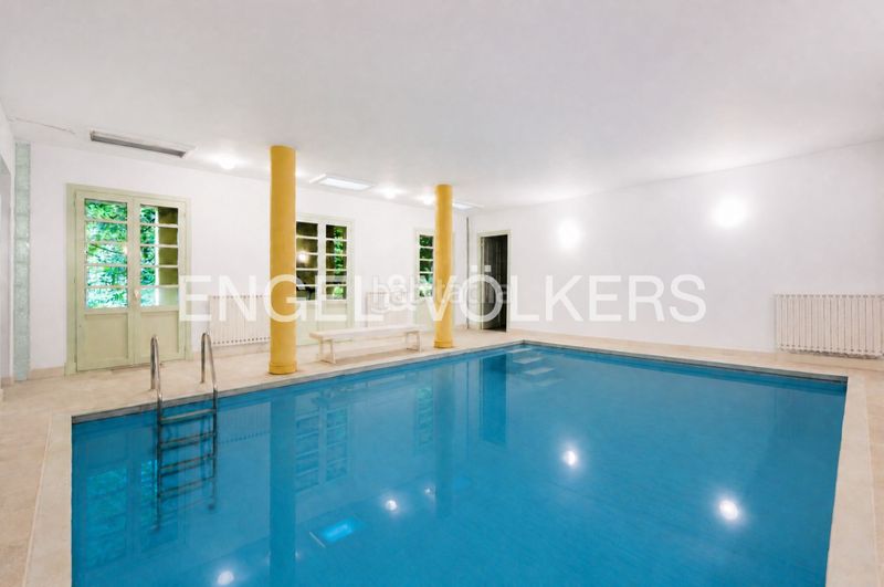 Foto db04ea56-146c-440f-893f-6e6e7d0f6da0. Casa con riscaldamento parcheggio piscina in Andoain