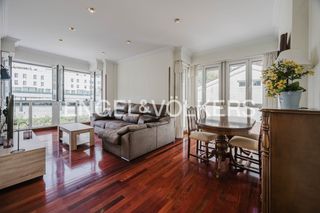 Etagenwohnung  Karmen kalea. Vivienda luminosa de tres dormitorios frente al futuro espacio v