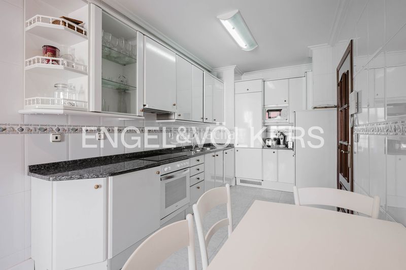 Foto 55a680bc-1c11-4bf5-b664-ab653ad08540. Flat with heating parking in Eibar