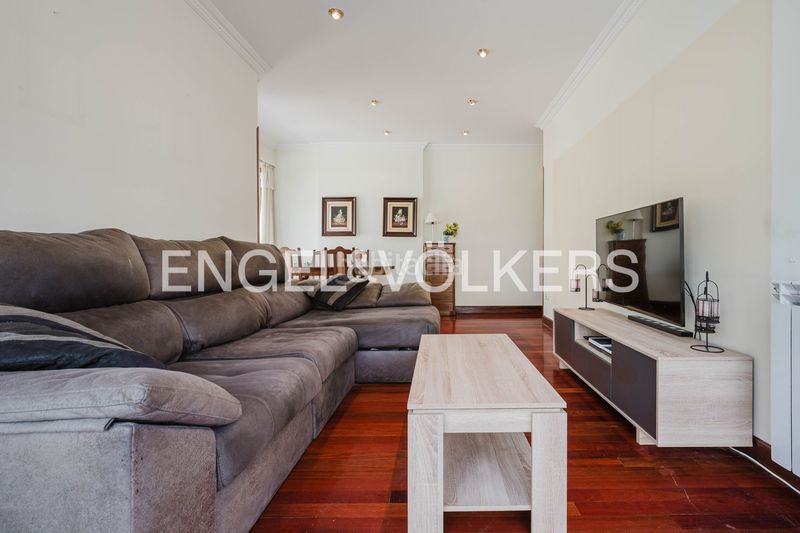 Foto f295f286-d0cb-4e36-a18f-47a812e0d494. Flat with heating parking in Eibar
