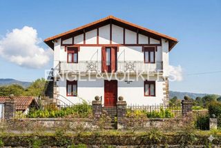 Xalet  Erribera-behera. Espectacular casa independiente en el corazón de hondarribia