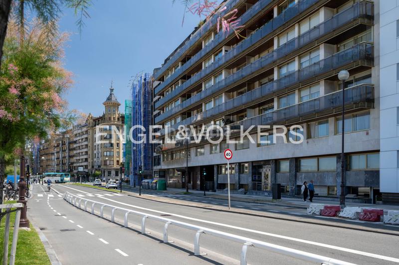 Foto e0b5723a-a78f-49f5-af03-9ea46a0de13e. Appartement avec chauffage parking dans Miraconcha Donostia - San Sebastián