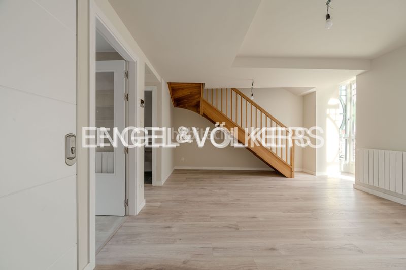 Foto 02e4e34d-4b71-4ac6-afa1-b99cd253a8d7. Duplex avec chauffage dans Centro - Mendibil - Santiago Irun