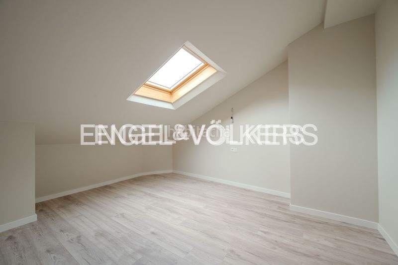 Foto 2601c776-3512-44aa-9769-13832ef65758. Duplex avec chauffage dans Centro - Mendibil - Santiago Irun