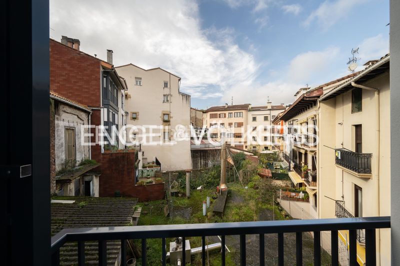 Foto 7a39c039-bc15-424a-9787-5f9345e53825. Duplex avec chauffage dans Centro - Mendibil - Santiago Irun