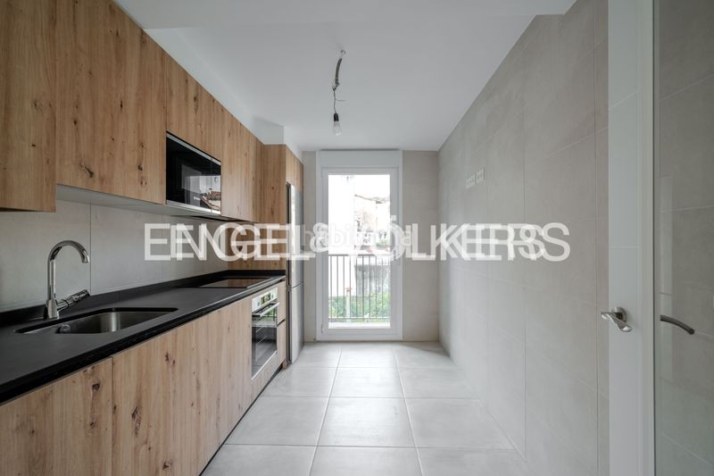Foto f0890cc6-e242-420f-85ea-01b7cb773ef1. Duplex avec chauffage dans Centro - Mendibil - Santiago Irun