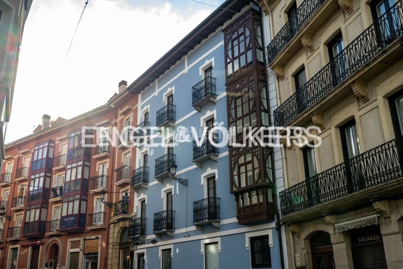 Foto 00ab8796-21ce-4d97-b12a-215a09c9f4f6. Duplex avec chauffage dans Centro - Mendibil - Santiago Irun