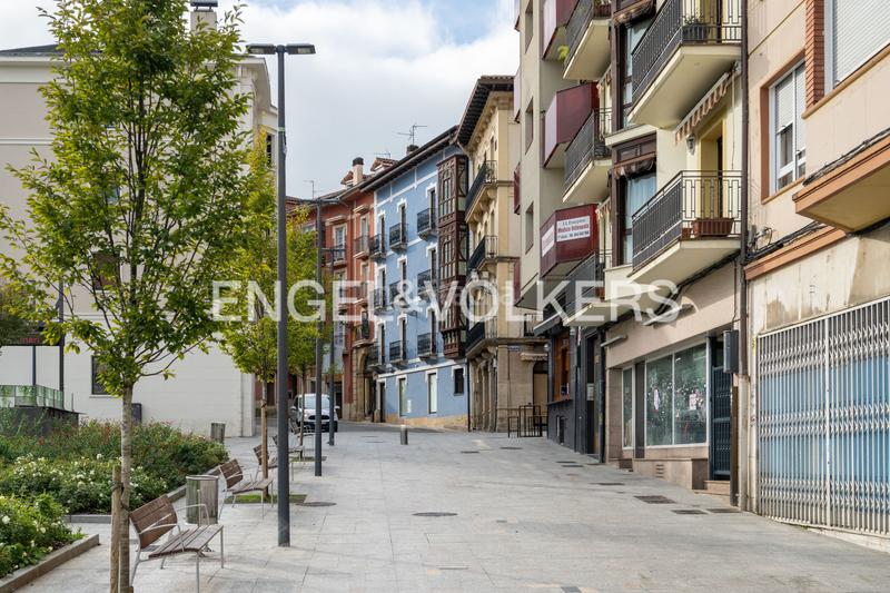 Foto 1124da82-94f9-4489-9a9c-1b809bfab39d. Dúplex magnífico ático dúplex en el corazón de irún en Irun