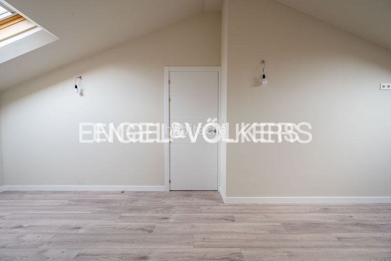 Foto 1e2f04f4-6a70-4fa1-ba48-99e03e502a43. Duplex avec chauffage dans Centro - Mendibil - Santiago Irun