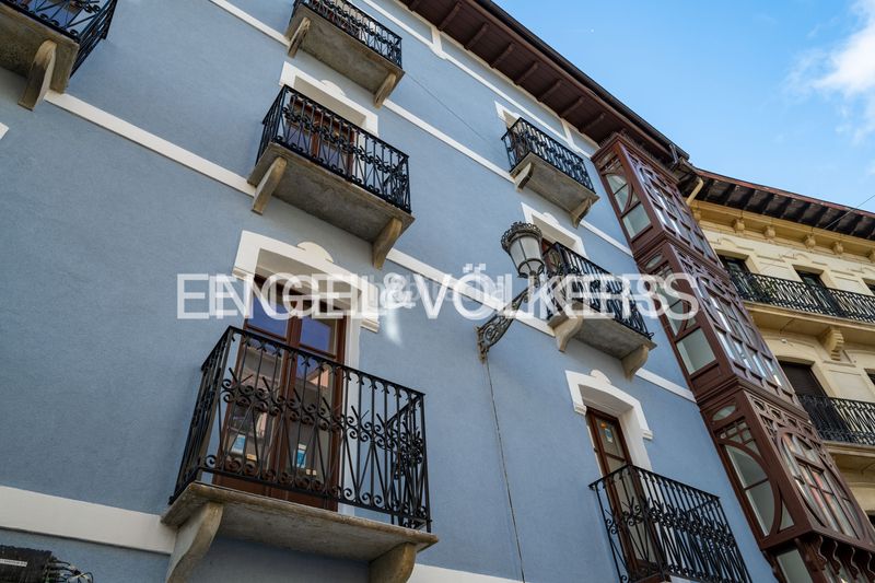 Foto 33fc470b-a618-429e-93d4-6c86f21cd801. Duplex avec chauffage dans Centro - Mendibil - Santiago Irun