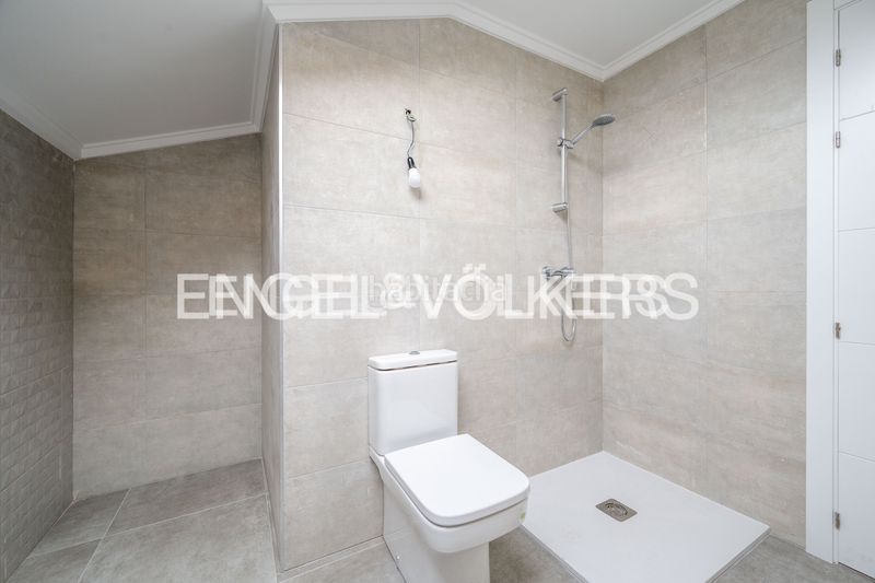 Foto 40972f33-4efa-4152-bee8-49308a519522. Duplex avec chauffage dans Centro - Mendibil - Santiago Irun