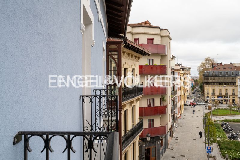 Foto 81a784cd-6cc6-4b40-beb2-730ed0aaac9c. Duplex avec chauffage dans Centro - Mendibil - Santiago Irun