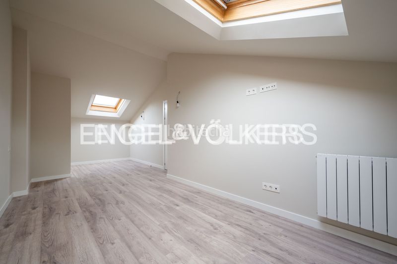 Foto a34b68ee-2e84-4ccc-80aa-f738176477e5. Duplex avec chauffage dans Centro - Mendibil - Santiago Irun