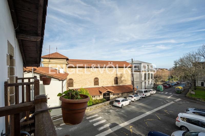 Foto 00a33aa0-72c3-4670-8088-57da3cc4f385. Casa con riscaldamento parcheggio in Igeldo Donostia - San Sebastián