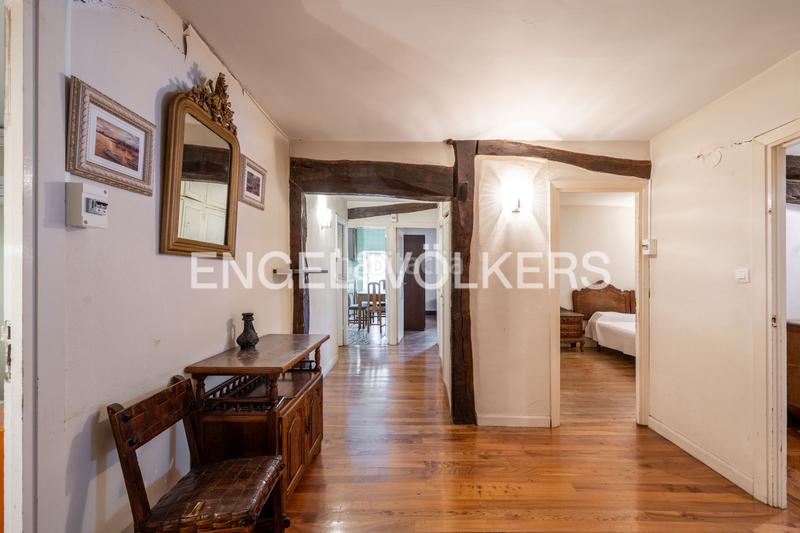 Foto 147b5bd9-b7a8-4925-8181-6c724a6fdeab. Casa con riscaldamento parcheggio in Igeldo Donostia - San Sebastián