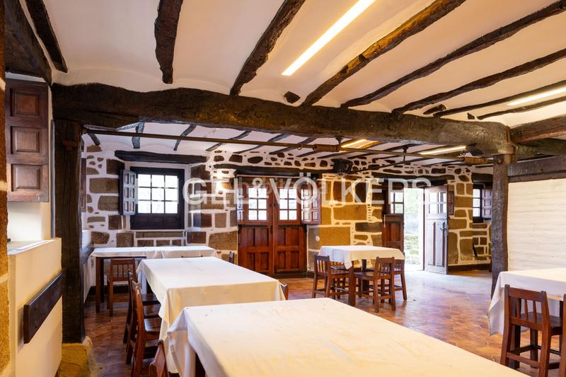 Foto 526a2abe-05ae-4a5a-8576-e0ba0065c241. Casa con riscaldamento parcheggio in Igeldo Donostia - San Sebastián