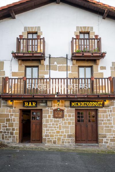 Foto 5ac6c8d7-2ae5-44dd-ad8d-124a14fb3435. Casa con riscaldamento parcheggio in Igeldo Donostia - San Sebastián