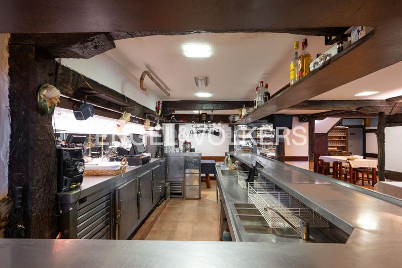 Foto 7290a296-aed6-47f6-8ee4-916c0d4a3dd6. Casa con riscaldamento parcheggio in Igeldo Donostia - San Sebastián