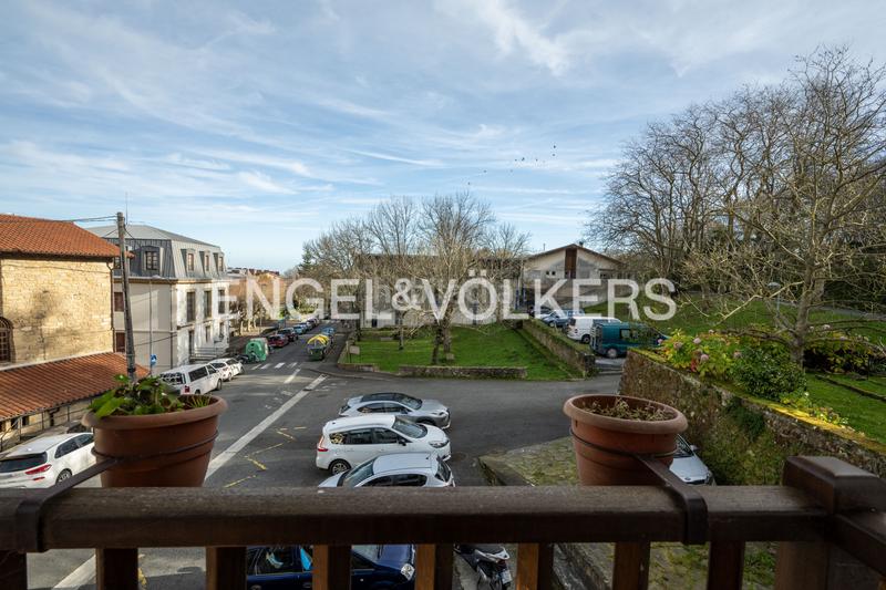 Foto 77366172-91f9-4e34-908c-c5b2af32d475. Casa con riscaldamento parcheggio in Igeldo Donostia - San Sebastián