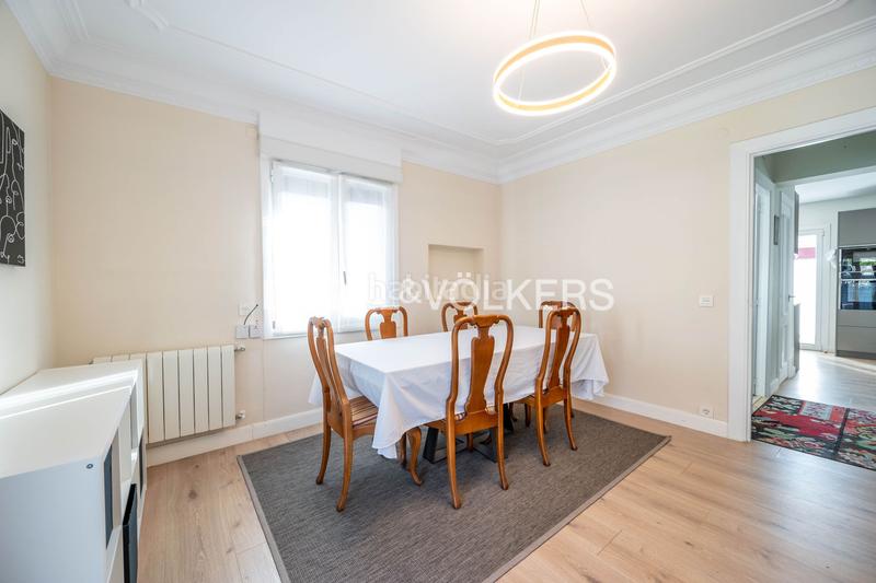 Foto b03fe923-92cf-429a-8639-0321c654ec5d. Appartement avec chauffage dans Antiguo Donostia - San Sebastián