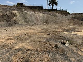 Terreny residencial en Calle la raya 10. Venta de solar en la oliva