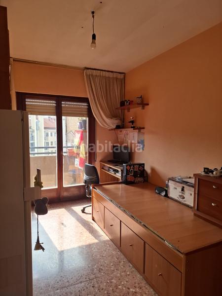 Foto de6f3295-fcbe-4c2a-b488-17425ce87900. Etagenwohnung mit heizung in San Millán - Ayuntamiento Logroño