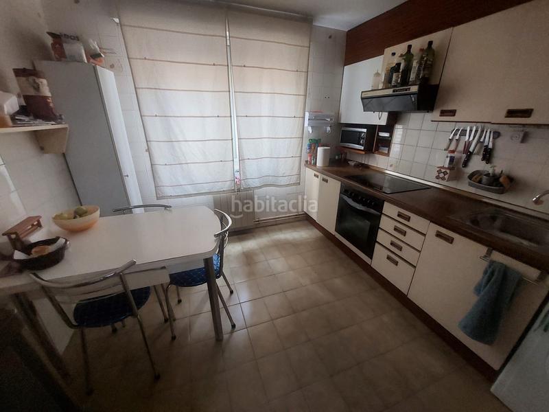 Foto 760ae5d5-49a9-472e-af8c-d0bb223c24cc. Piso magnifico piso zona universidad en San Millán - Ayuntamiento Logroño