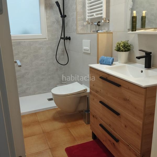Foto cb4952b9-f0bf-4ec2-b7fe-02410778fe5a. Alquiler piso estudiantes alquiler habitación en San Millán - Ayuntamiento Logroño