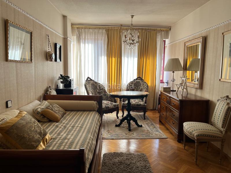 Foto 8040101a-9978-46d1-b278-aa8c8d9cd245. Dachwohnung mit heizung parking in Gran Via Logroño